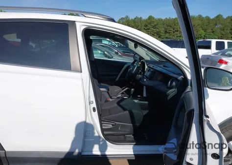 2018 Toyota Rav4 Xle from USA, damaged, VIN 2T3WFREV8JW423617